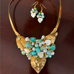 Nurit Niskala Collar Necklace and Earrings